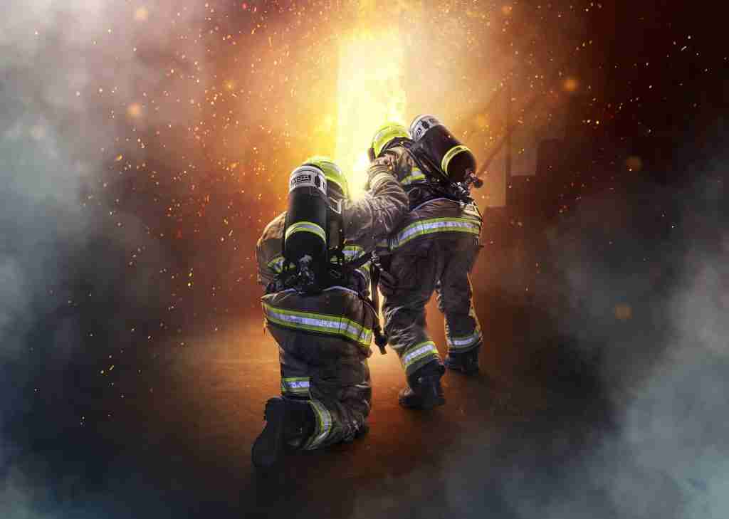 New global fire service imagery for the M1 SCBA