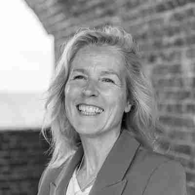 Lynda Bailey